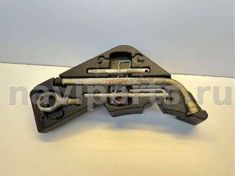 Новое Volkswagen Touareg, 2004 г., OEM 7L0012113, арт. 67564785