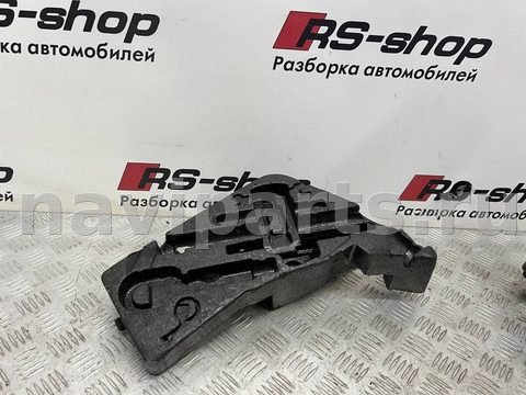 Новое Audi Q7 4L, 2012 г., OEM 4L0012113E, арт. Q7114