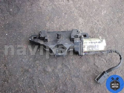 Замок багажника BMW 7 E65/E66, 2003 г., арт. 00026252