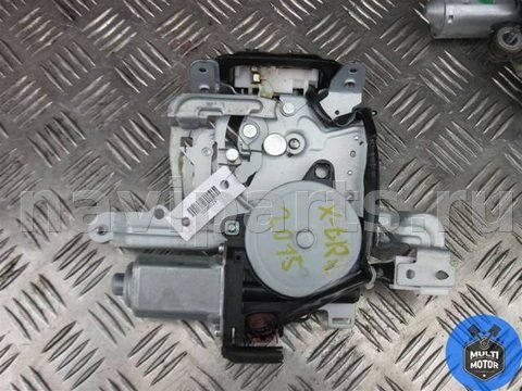 Новое Nissan X-Trail, 2015 г., арт. 00085129