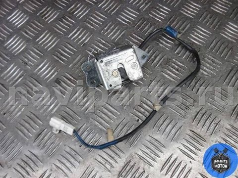 Новое Toyota Yaris, 2003 г., арт. 00088927
