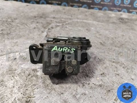 Новое Toyota Auris, 2008 г., арт. 00112773