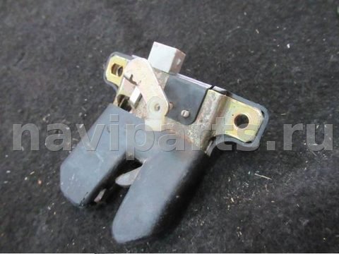 Замок багажника Audi A4, 1996 г., OEM 8d5827505, арт. 0064317, фото 3