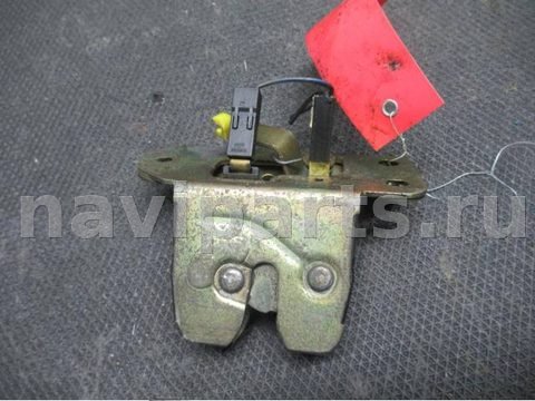 Замок багажника Volvo V40, 2002 г., арт. 0065419
