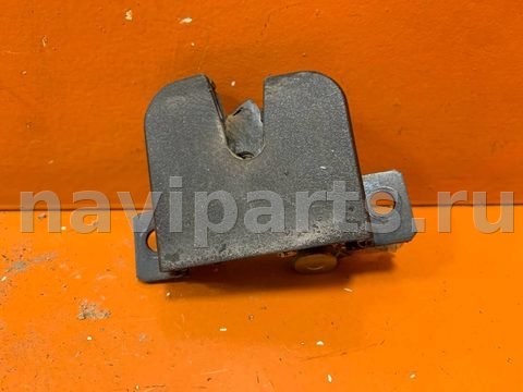 Новое Volkswagen Golf, 2001 г., OEM 3B9827505, арт. 01023275v2