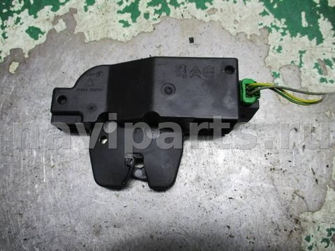 Новое Peugeot 206, 2006 г., OEM 9653208080, арт. 0106257