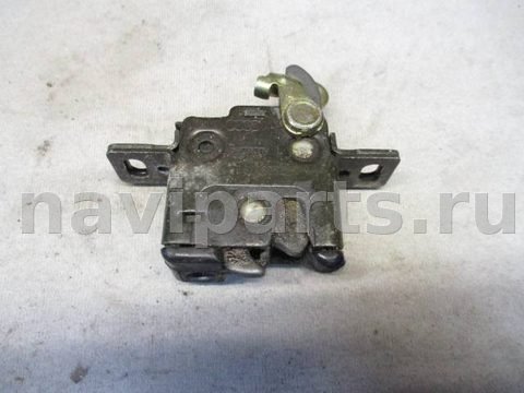Замок багажника Audi A6, 1997 г., OEM 4a9827505c, арт. 0114960