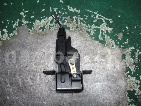 Замок багажника Kia Sorento, 2006 г., OEM 871303e000, арт. 0122207