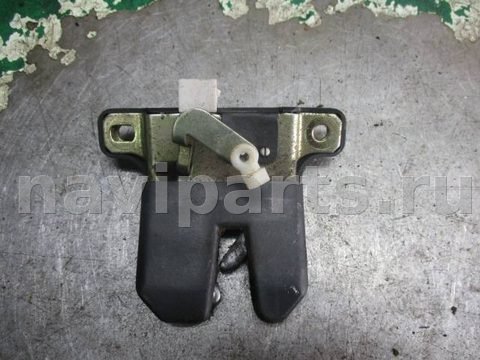 Замок багажника Audi A4, 1999 г., OEM 8d5827505a, арт. 0126690, фото 4