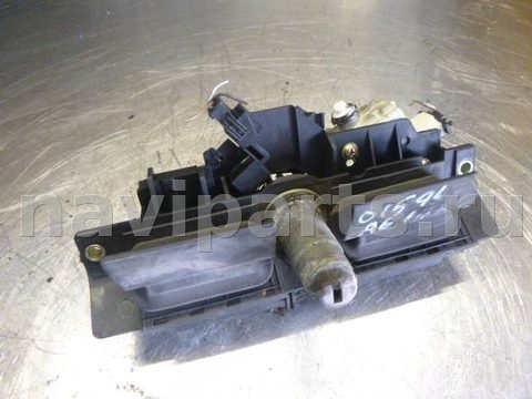 Замок багажника Audi A6, 1998 г., OEM 8D9827565C, арт. 0145359, фото 2