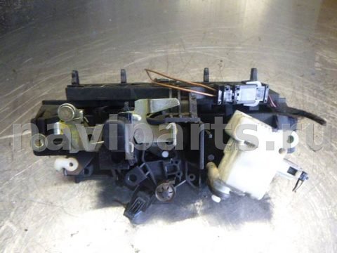 Замок багажника Audi A6, 1998 г., OEM 8D9827565C, арт. 0145359, фото 4