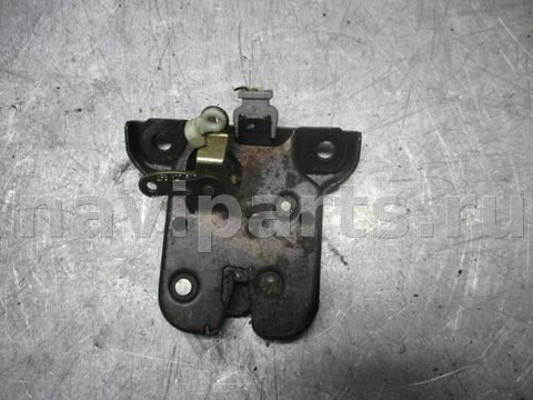 Замок багажника Audi A3, 2005 г., OEM 8p3827505, арт. 0163299, фото 2