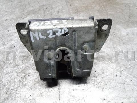 Замок багажника Mercedes ML W163, 2003 г., OEM a1637400235, арт. 0172234