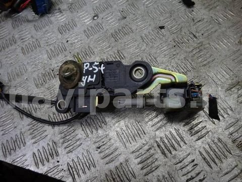 Замок багажника Volkswagen Passat, 2003 г., OEM 3b9827297a, арт. 0183247