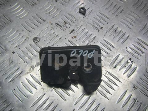 Замок багажника Volkswagen Polo, 2000 г., OEM 6x0827505a, арт. 0191925