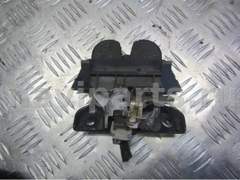 Замок багажника Audi A4, 1998 г., OEM 8d9827505e, арт. 0192929, фото 4