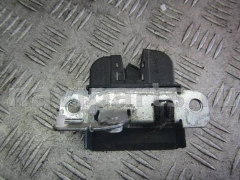 Замок багажника Volkswagen Polo, 2005 г., OEM 6q6827505e, арт. 0193786, фото 4
