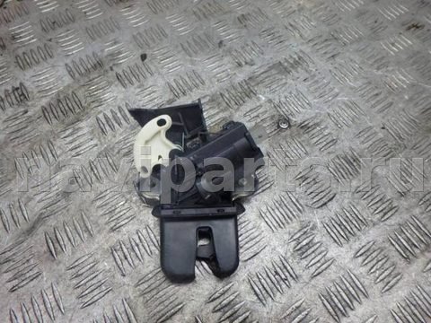 Замок багажника Audi A4, 2005 г., OEM 4F5827505d, арт. 0201307