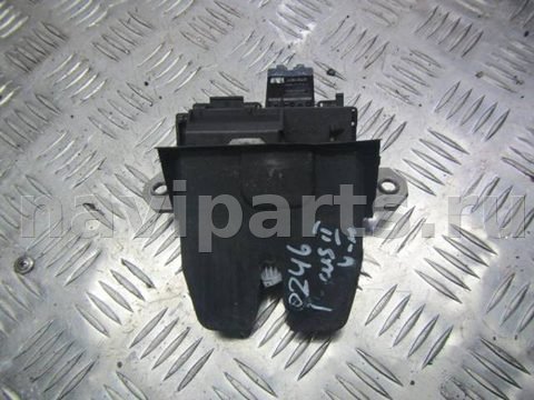 Замок багажника Ford Focus, 2010 г., OEM 8m51r4u2a66cb, арт. 0204237