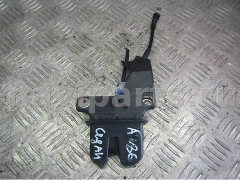 Замок багажника Audi A4, 2001 г., OEM 8e5827505b, арт. 0217078