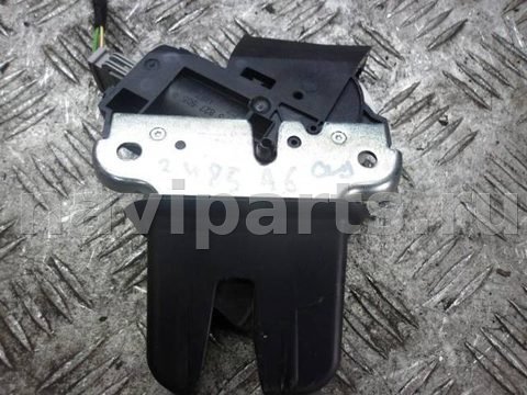 Новое Audi A6, 2005 г., OEM 4f5827505d, арт. 0217188