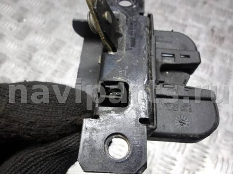 Замок багажника Volkswagen Golf, 2000 г., OEM 1j6827505b, арт. 0224666, фото 2