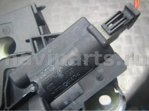 Замок багажника Volkswagen Jetta, 2007 г., OEM 4e0827645a, арт. 0225250, фото 2