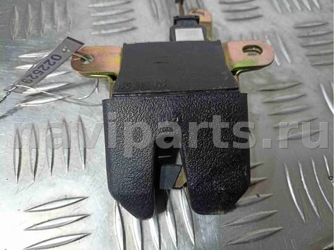 Замок багажника Volkswagen Passat, 2002 г., OEM 1j5827505, арт. 022529, фото 3