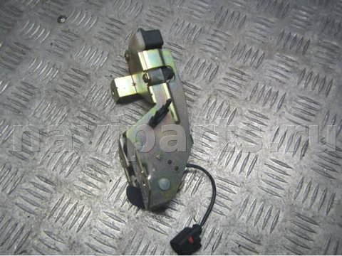 Замок багажника Volkswagen Touareg, 2003 г., OEM 7l0827506d, арт. 0229426