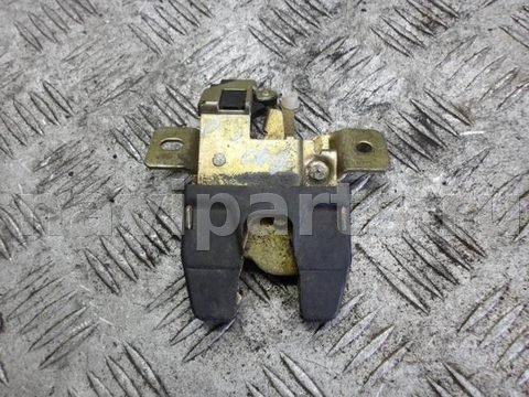 Замок багажника Volkswagen Passat, 1991 г., OEM 357827503b, арт. 0250471