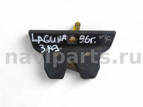 Новое Renault Laguna, 1996 г., арт. 105663255
