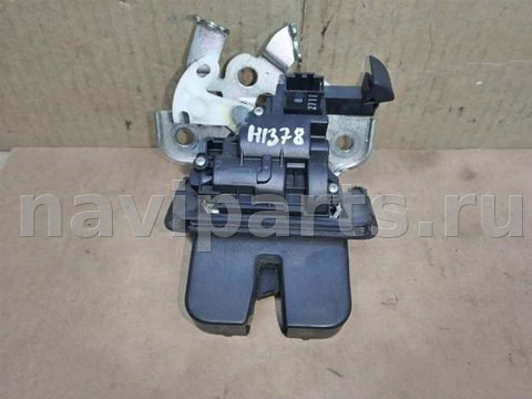 Замок багажника Audi A6, 2012 г., OEM 8K9827505A, арт. 11002.H1378