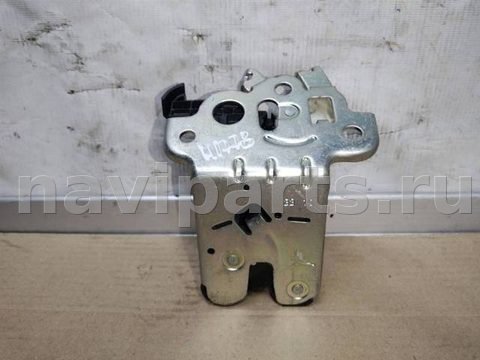 Замок багажника Audi A8, 2011 г., OEM 4H0827505, арт. 12614.H1778