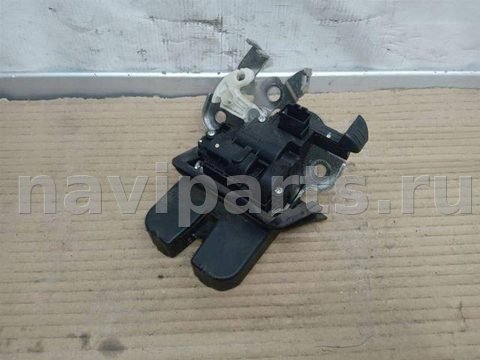 Замок багажника Audi Q5 8R, 2011 г., OEM 8R0827505, арт. 13247.H809