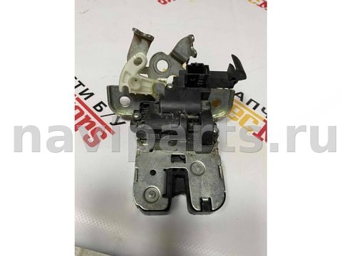 Новое Audi A4 B8, 2010 г., OEM 8k9827505A, арт. 1470