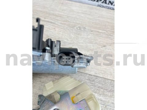 Новое Audi Q7 4M, 2017 г., OEM 4M0827887C, арт. 33021, фото 6