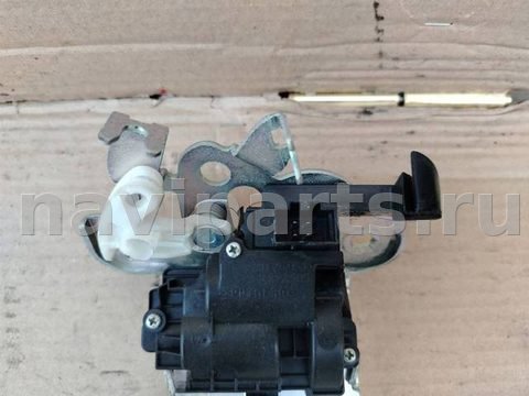 Замок багажника Audi Q5 8R, 2013 г., OEM 8R0827505, арт. 40.H1303, фото 2