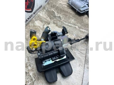Новое Audi RS Q8 4M, 2022 г., OEM 4M0827506D, арт. 42714, фото 5