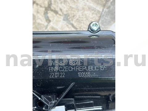 Новое Audi RS Q8 4M, 2022 г., OEM 4M0827506D, арт. 42714, фото 8