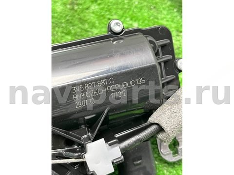 Новое Audi RS Q8 4MN, 2021 г., OEM 4M0827506D, арт. 49372, фото 6