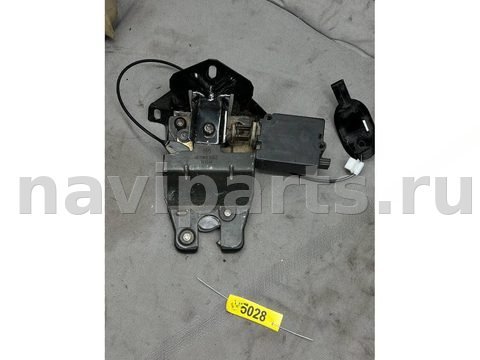 Замок багажника BMW 5 E39, 2001 г., OEM 8168892, арт. 5028