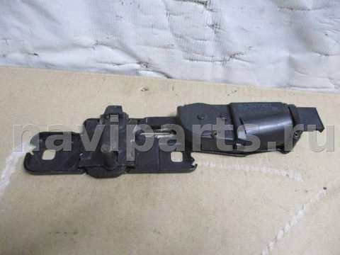 Замок багажника Audi A8, 2011 г., OEM 4H0827383, арт. 8725.89F2