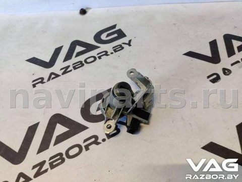 Новое Audi A8 D3, 2007 г., OEM 4E0827573, арт. B21453337
