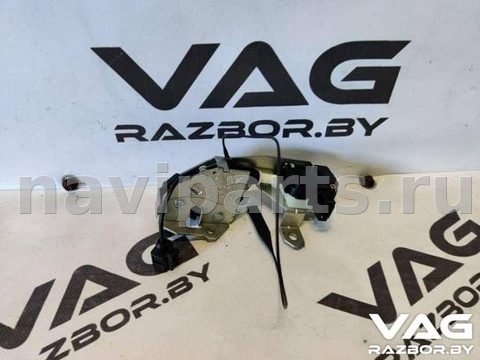 Новое Volkswagen Touareg, 2007 г., OEM 7L0827506E, арт. B21460603