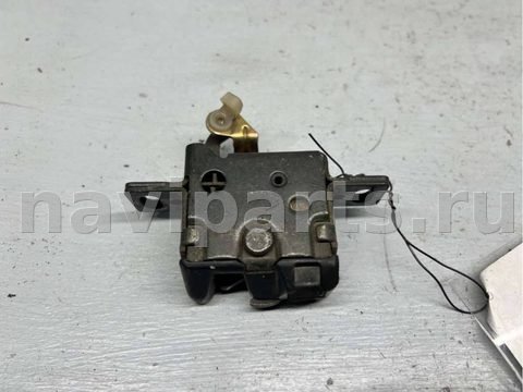 Новое Audi 80 B4, 1994 г., OEM 4A9827505C, арт. B43157527