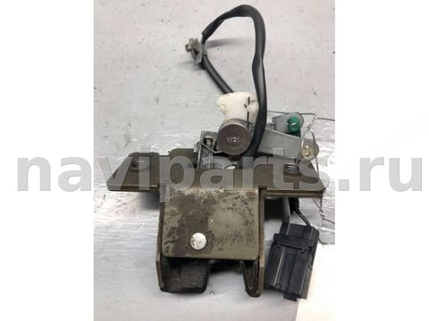 Новое Nissan Primera, 2000 г., OEM 84630AV600, арт. B53079990