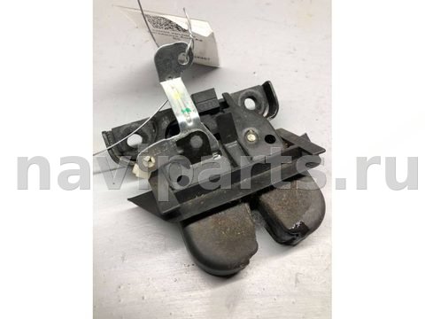 Новое Audi A4 B5, 1998 г., OEM 8L0827505E, арт. B68734967