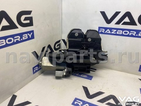 Новое Volkswagen Touareg, 2012 г., OEM 7P0827505J, арт. BVR154-119, фото 2