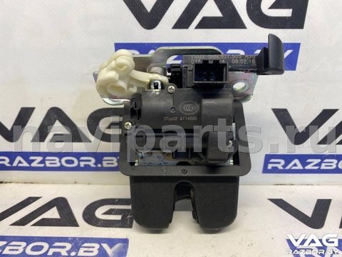 Новое Volkswagen Tiguan, 2019 г., OEM 5NN827505, арт. BVR157-160