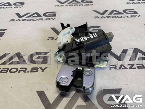 Новое Audi A8 D3, 2008 г., OEM 4F5827505D, арт. BVR9-311